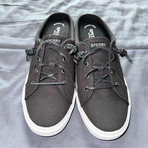 NWT Women’s Black Slip On Sperry Size 9.5 •